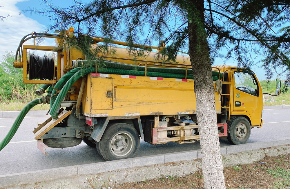 283瑞金路清洗抽粪车