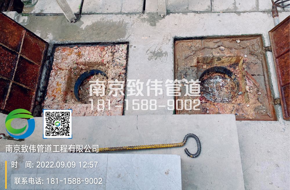 瑞金路工地食堂隔油池油污清理施工现场